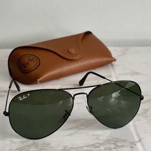Ray-Ban Oversized Aviator in Black metal